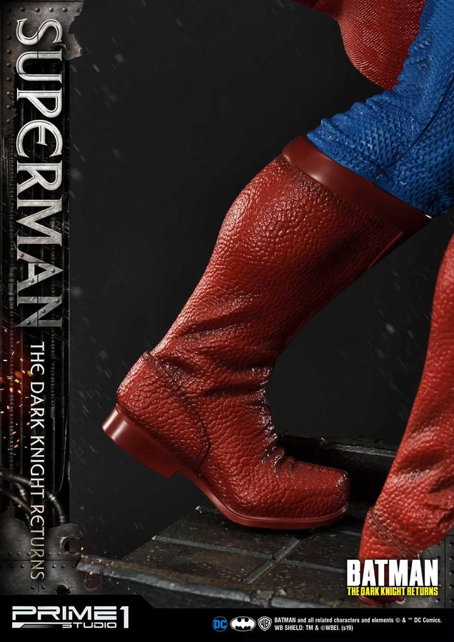 Superman (Regular Version) Batman:The Dark Knight Returns (Comics) – Prime1Studio – ActionFigure Brasil