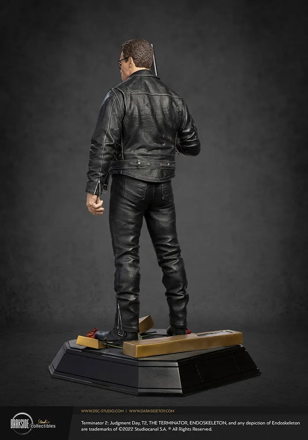 T-800 - LIMITED EDITION: 500 – DarkSide Collectibles Studio – ActionFigure Brasil — acessórios