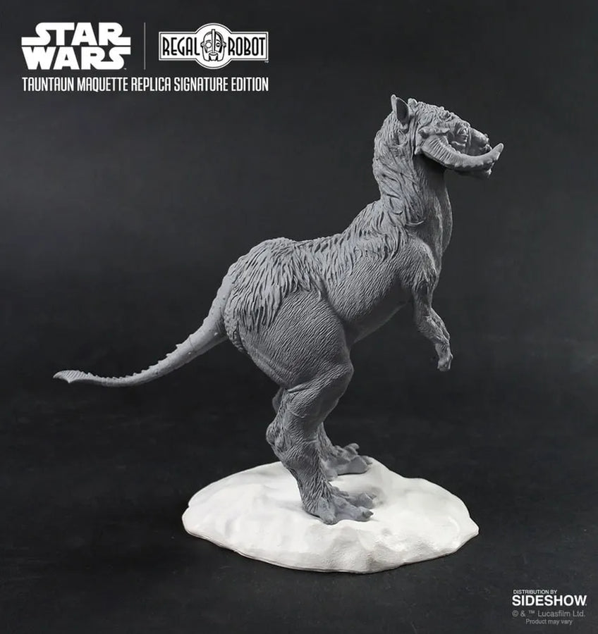 Tauntaun Maquette - LIMITED EDITION: 250 – Regal Robot – ActionFigure Brasil — close