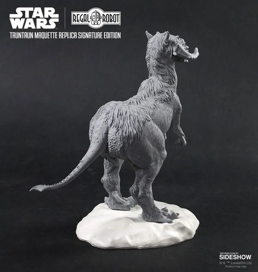 Tauntaun Maquette - LIMITED EDITION: 250 – Regal Robot – ActionFigure Brasil — close