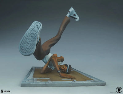 The B-Boy - LIMITED EDITION – Sideshow Collectibles – ActionFigure Brasil — com base expositora