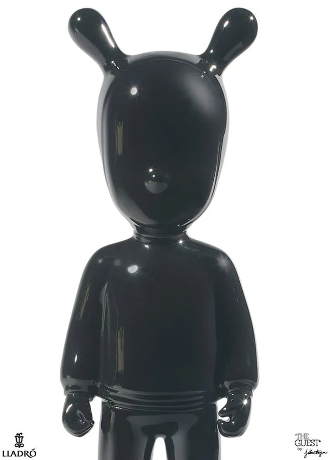 The Black Guest – Lladró – ActionFigure Brasil