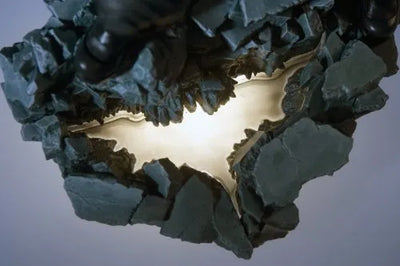 The Dark Knight Rises - Batman - ARTFX Statue - 1/6 (Kotobukiya)ㅤ – Kotobukiya – ActionFigureBrasil — com base expositora