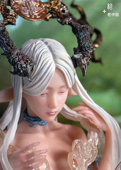 The Deer Lady Version 1 – Manas SUM – ActionFigure Brasil — acessórios
