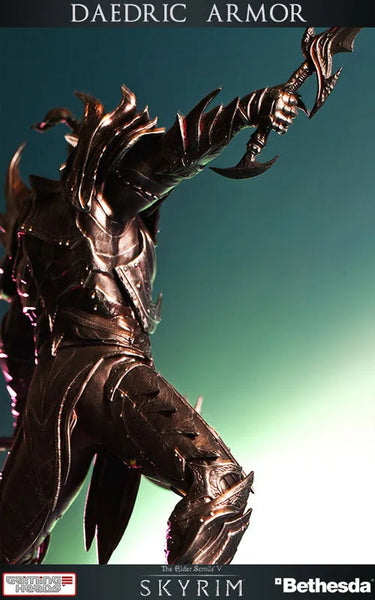 The Elder Scrolls V: Skyrim - Dark Elf Daedra Armor 1/6 Statueㅤ – Puella Magi Madoka Magica – ActionFigureBrasil — iluminação de estúdio