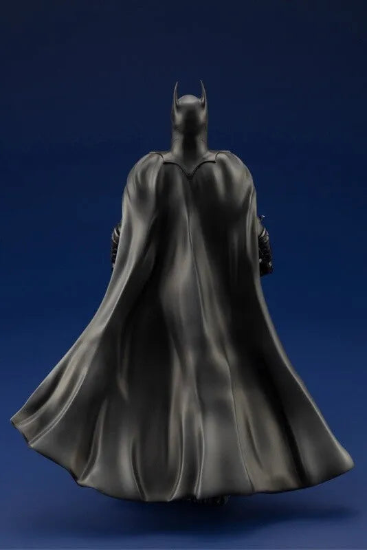 The Flash (2023) - Batman - ARTFX - 1/6 (Kotobukiya)ㅤ – Kotobukiya – ActionFigureBrasil