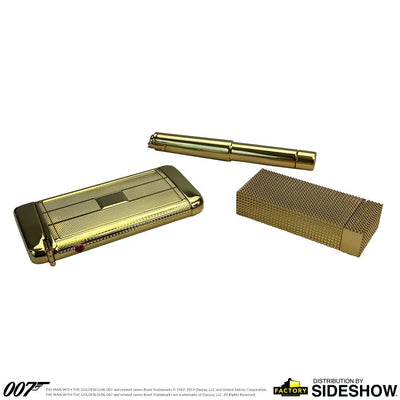 The Golden Gun - LIMITED EDITION – Factory Entertainment – ActionFigure Brasil — com base expositora