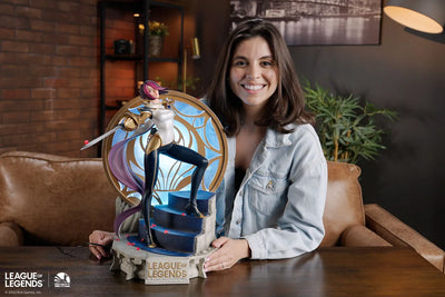 The Grand Duelist - Fiora Laurent - LIMITED EDITION: 799 – Infinity Studio – ActionFigure Brasil — com base expositora