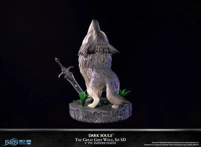 The Great Grey Wolf Sif – First 4 Figures – ActionFigure Brasil — com base expositora