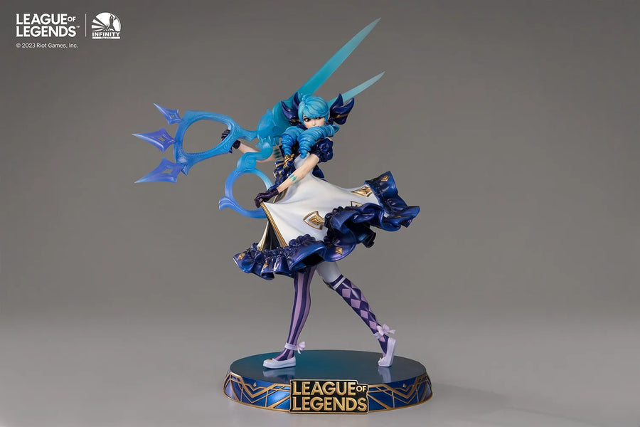 The Hallowed Seamstress Gwen - LIMITED EDITION: 997 – Infinity Studio – ActionFigure Brasil