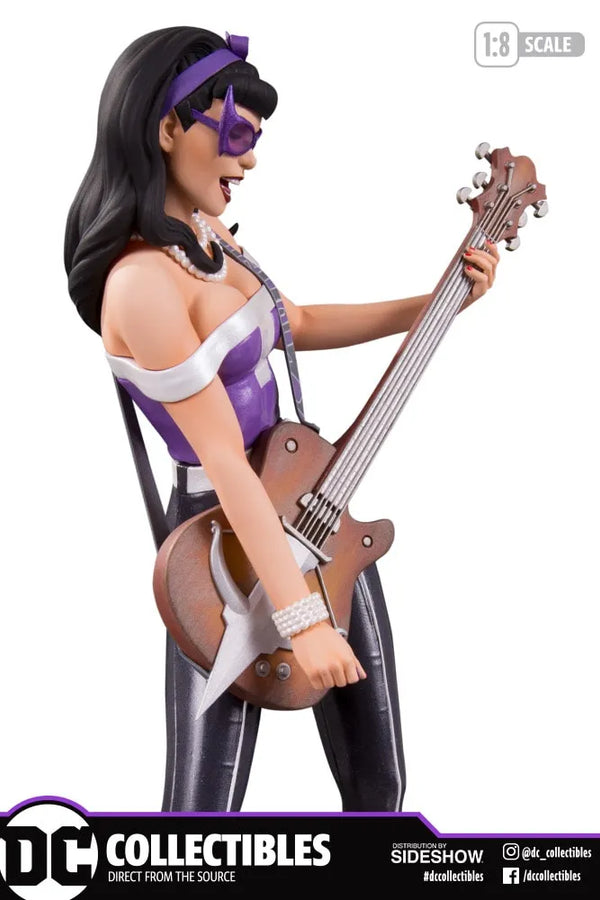 The Huntress - LIMITED EDITION: 5000 – DC Direct – ActionFigure Brasil