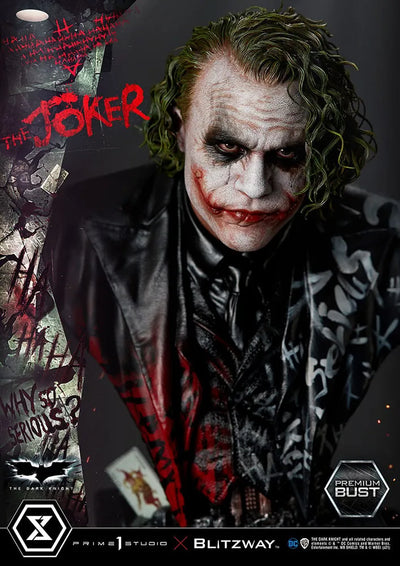 The Joker - LIMITED EDITION: 3800 – Prime 1 Studio – ActionFigure Brasil — ambientada