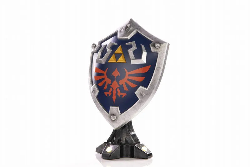 The Legend of Zelda: Breath of the Wild / Hylian Shield PVC Stand Model Collector's Editionㅤ – First 4 Figures – ActionFigureBrasil