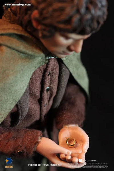 The Lord of the Rings - 1/6 Collectible Action Figure: Frodo & Samㅤ – Asmus Toys – ActionFigureBrasil — ambientada