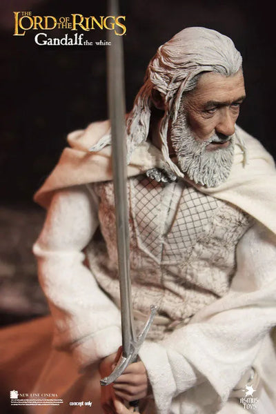 The Lord of the Rings 1/6 Collectible Action Figure - Gandalf the Whiteㅤ – Asmus Toys – ActionFigureBrasil — close