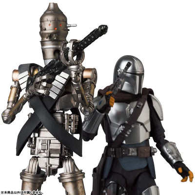 The Mandalorian - IG-11 - The Child - Mafex No.158 (Medicom Toy)ㅤ – Medicom Toy – ActionFigureBrasil — ângulo diferente