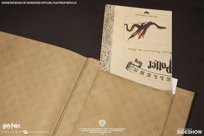 The Monster Book of Monsters – Insight Collectibles – ActionFigure Brasil — acessórios