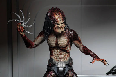 THE PREDATOR / Fugitive Predator Ultimate 7 Inch Action Figure Lab Escape verㅤ – Neca – ActionFigure Brasil — close