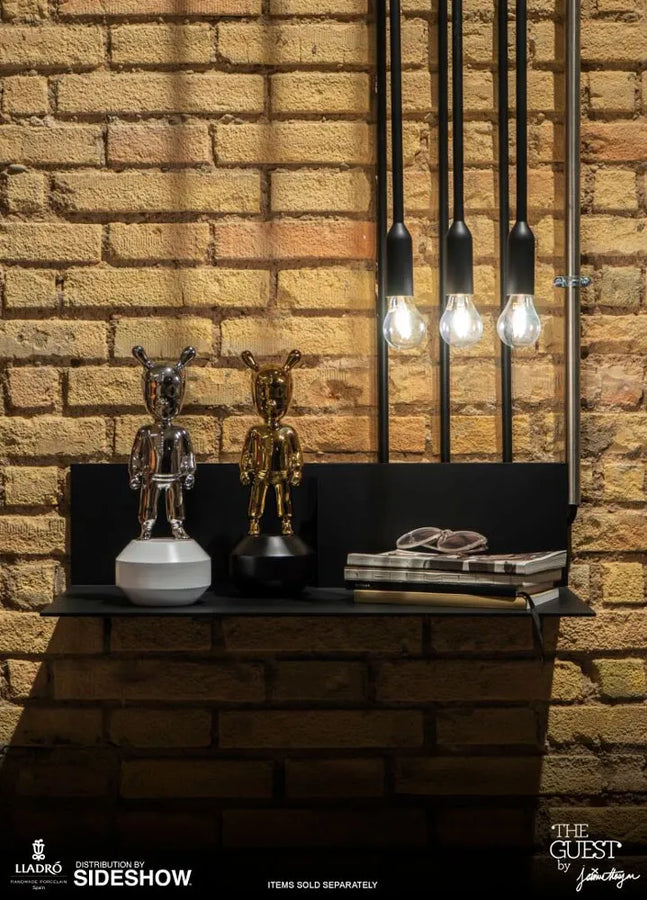 The Silver Guest – Lladró – ActionFigure Brasil