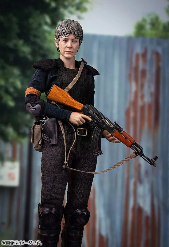 The Walking Dead - Carol Peletier - Season 1 - 1/6 (threezero)ㅤ – ThreeZero – ActionFigure Brasil — ângulo diferente