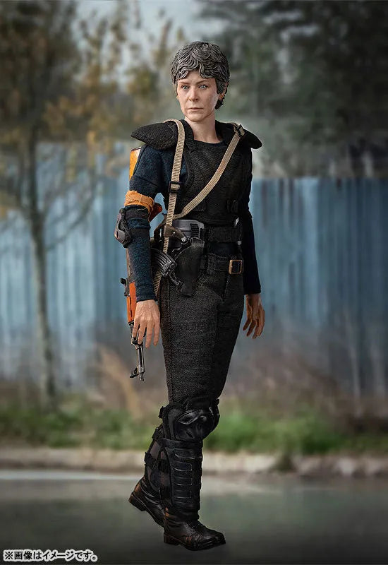 The Walking Dead - Carol Peletier - Season 1 - 1/6 (threezero)ㅤ – ThreeZero – ActionFigure Brasil — ângulo diferente