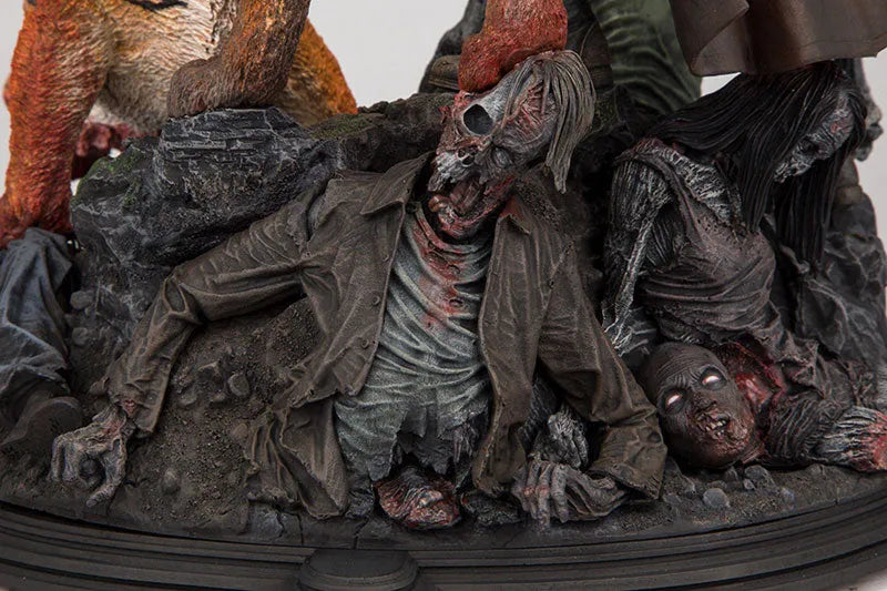 The Walking Dead - Ezekiel & Shiva Statueㅤ – McFarlane Toys – ActionFigure Brasil