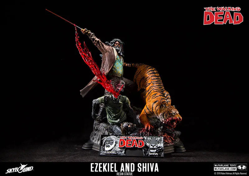 The Walking Dead - Ezekiel & Shiva Statueㅤ – McFarlane Toys – ActionFigure Brasil