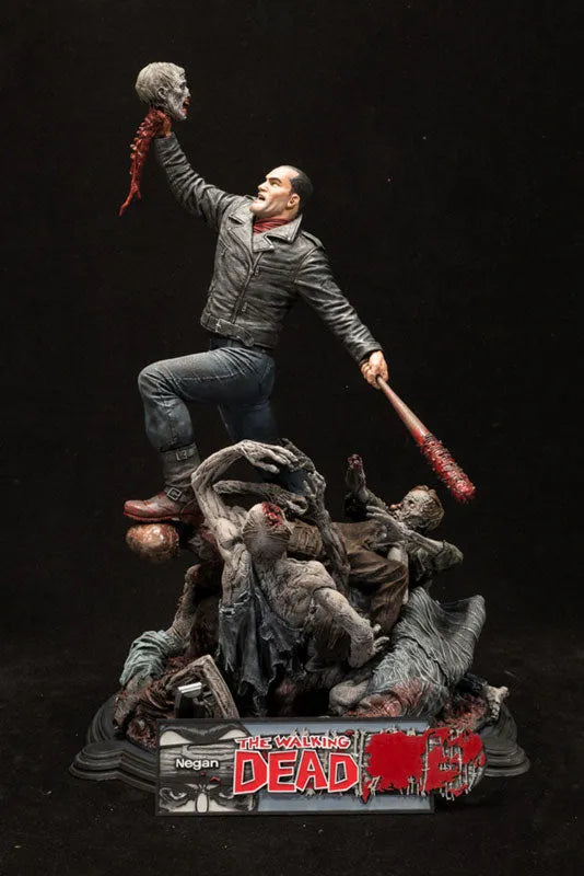 The Walking Dead - Negan Statueㅤ – McFarlane Toys/豆魚雷 – ActionFigure Brasil