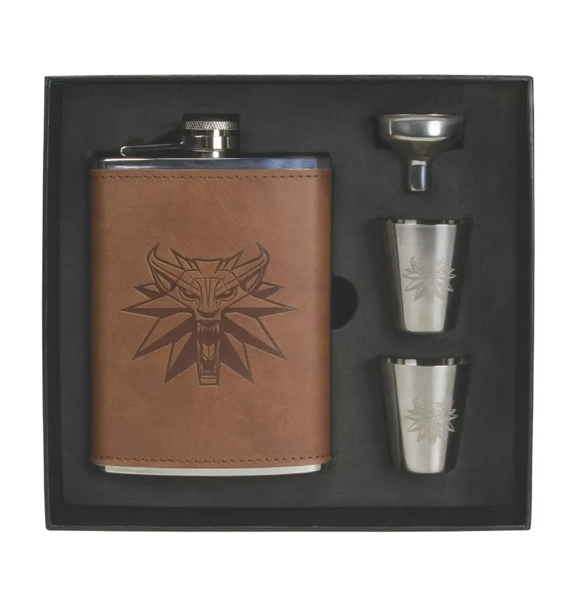The Witcher: Deluxe Flask Set – Dark Horse Comics – ActionFigure Brasil