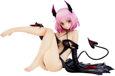 To LOVEru Darkness - Momo Belia Deviluke - 1/6 - Darkness ver. - 2021 Re-release (Union Creative International Ltd)ㅤ – Union Creative – ActionFigureBrasil — ângulo diferente