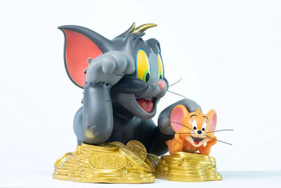 Tom and Jerry - Bust: Tom and Jerry Maneki Neko (Lights Off Color)ㅤ – Soap Studio – ActionFigureBrasil — com base expositora