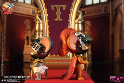 "Tom and Jerry" Statue Jerry and Tuffy (Royal Coat)ㅤ – Soap Studio – ActionFigureBrasil — acessórios