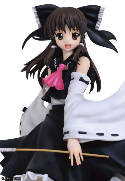 Touhou Project - Hakurei Reimu - 1/8 - Limited 2P Color ver. (Griffon Enterprises)ㅤ – Gantaku – ActionFigure Brasil — close