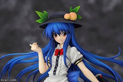 Touhou Project - Hinanai Tenshi - 1/8ㅤ – Griffon Enterprises – ActionFigureBrasil — ângulo diferente