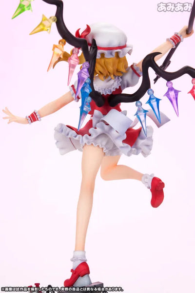 Touhou Project - "Sister of the Devil" Flandre Scarlet 1/8ㅤ – quesQ – ActionFigure Brasil — ambientada