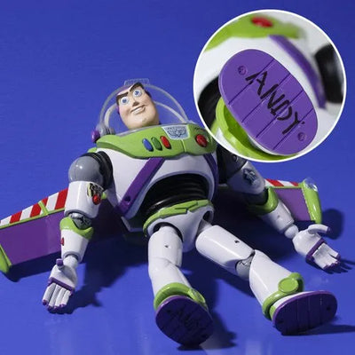 Toy Story - Buzz Lightyear - Revoltech - Revoltech SFX #011 (Kaiyodo)ㅤ – Kaiyodo – ActionFigure Brasil — close