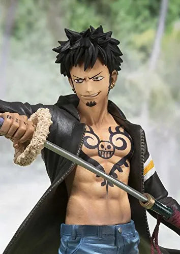 Trafalgar Law Dressrosa | Figuarts ZEROㅤ – Bandai – ActionFigure Brasil — ambientada