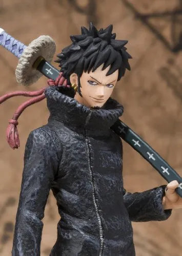 Trafalgar Law | Figuarts ZEROㅤ – Bandai – ActionFigure Brasil