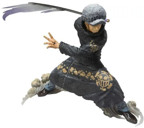 Trafalgar Law | Figuarts ZERO | Battle Versionㅤ – Bandai – ActionFigure Brasil