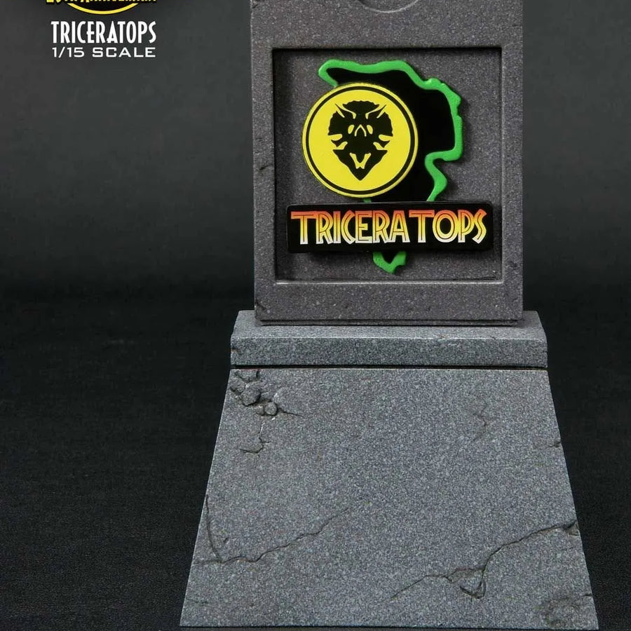 Triceratops (Regular Version) Jurassic Park (Film) – Prime1Studio – ActionFigure Brasil