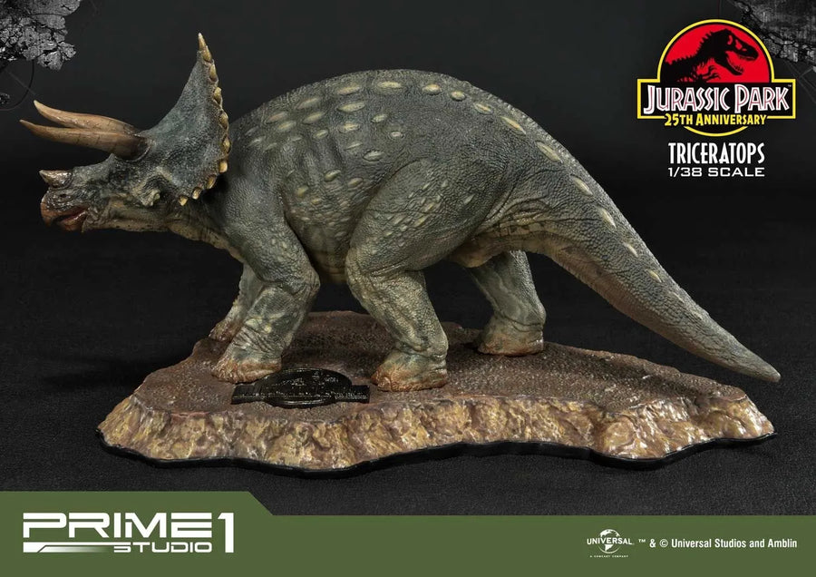 Triceratops (Regular Version) Jurassic Park (Film) – Prime1Studio – ActionFigure Brasil