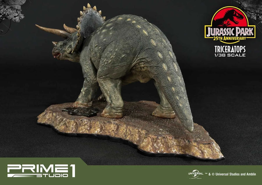 Triceratops (Regular Version) Jurassic Park (Film) – Prime1Studio – ActionFigure Brasil
