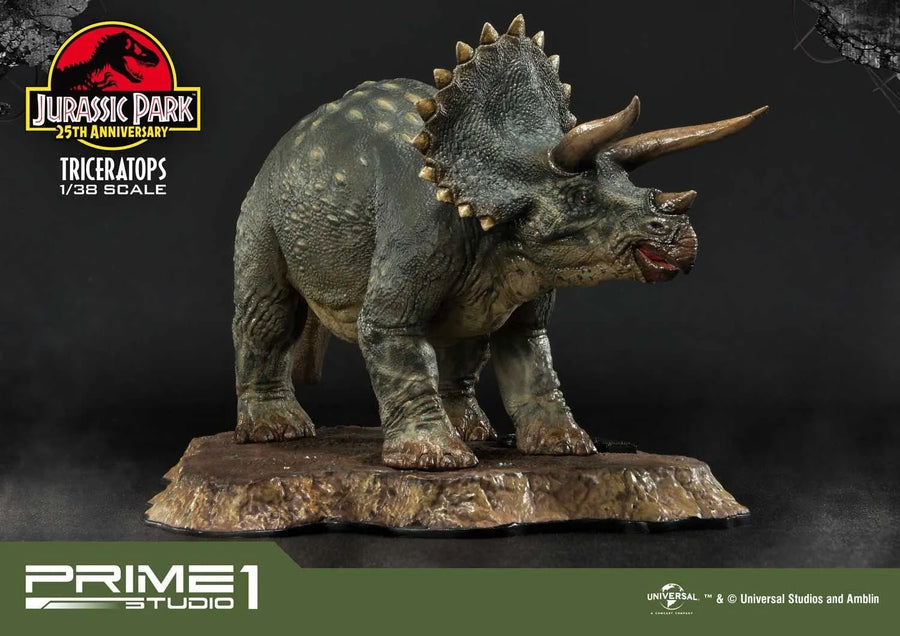 Triceratops (Regular Version) Jurassic Park (Film) – Prime1Studio – ActionFigure Brasil