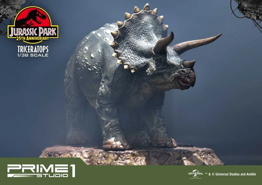 Triceratops (Regular Version) Jurassic Park (Film) – Prime1Studio – ActionFigure Brasil