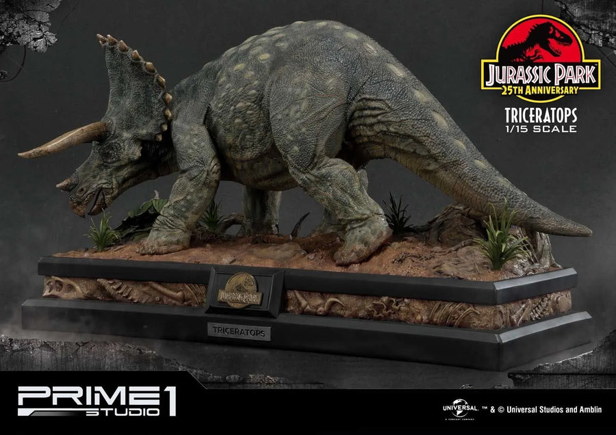 Triceratops (Regular Version) Jurassic Park (Film) – Prime1Studio – ActionFigure Brasil