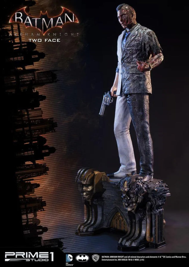 TwoFace (Regular Version) Batman: Arkham Knight – Prime1Studio – ActionFigure Brasil