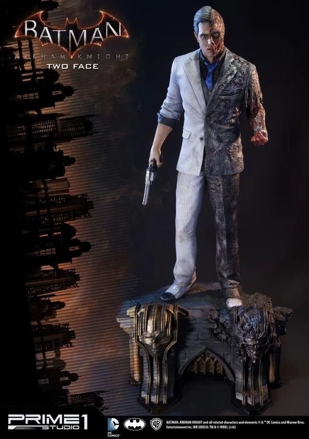 TwoFace (Regular Version) Batman: Arkham Knight – Prime1Studio – ActionFigure Brasil