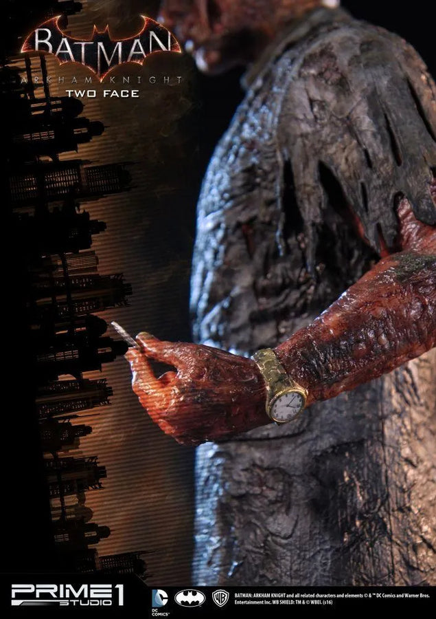 TwoFace (Regular Version) Batman: Arkham Knight – Prime1Studio – ActionFigure Brasil