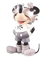 UDF Mickey Mouse Roen Collection Crown Ver.ㅤ – Gantaku – ActionFigure Brasil