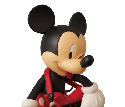 UDF Roen Collection Series 2 Mickey Mouse Grunge Rock Ver.ㅤ – Puella Magi Madoka Magica – ActionFigureBrasil — ângulo diferente